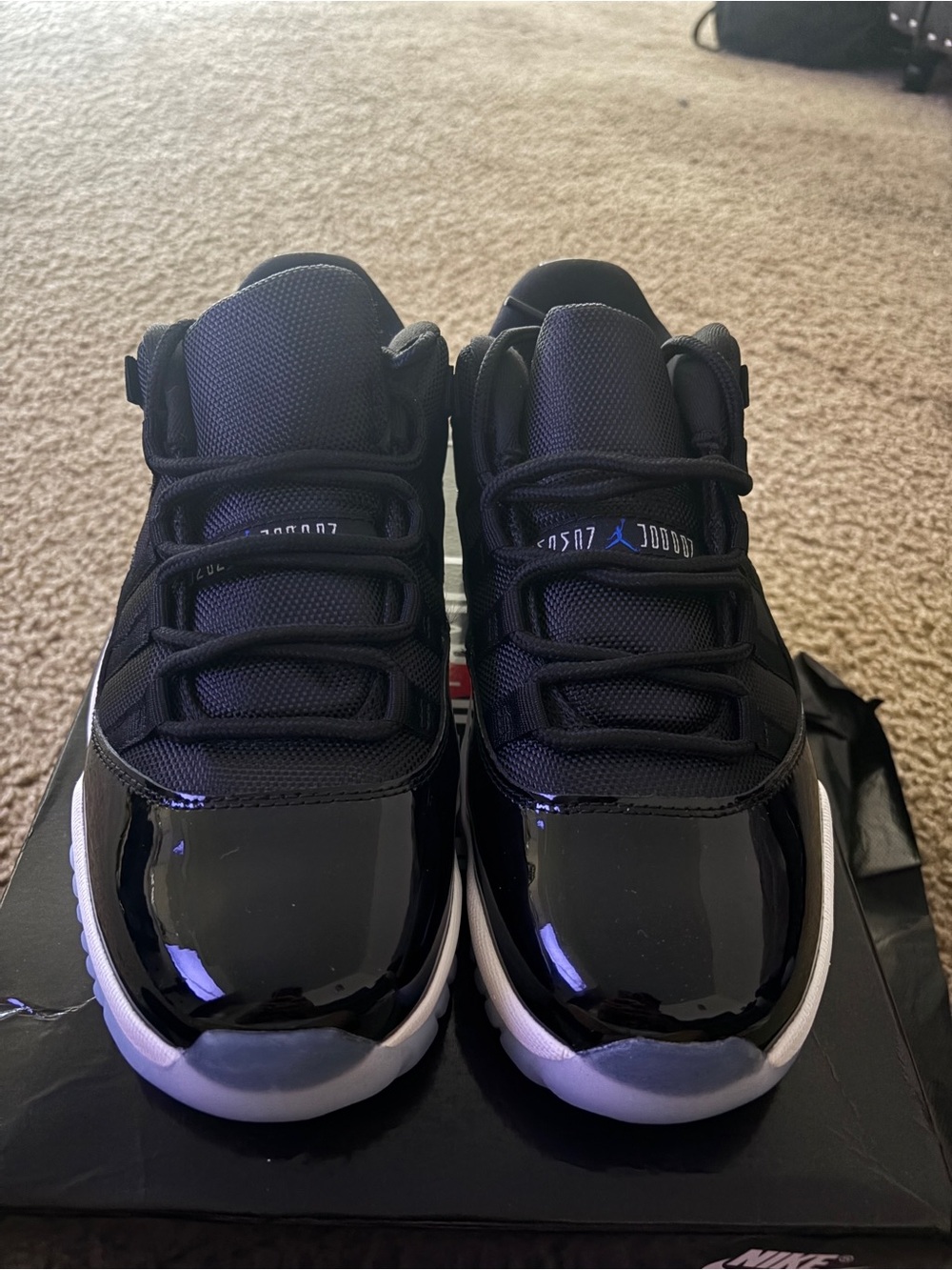 Jordan 11 Retro Low Black White